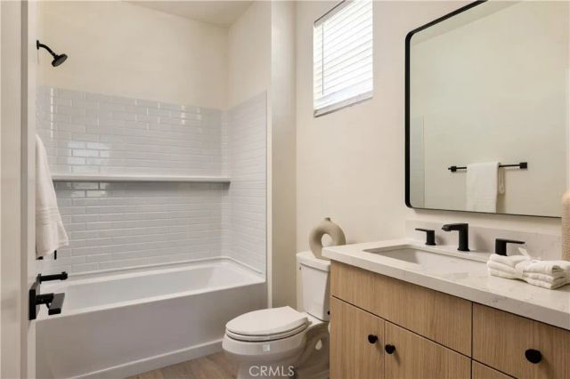 551 Bernard, Costa Mesa, CA 92627