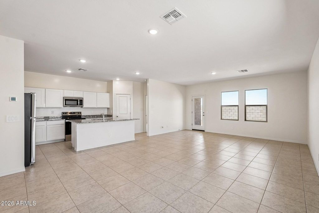5820 E HORNBLENDE Way, San Tan Valley, AZ 85143 — photo 5