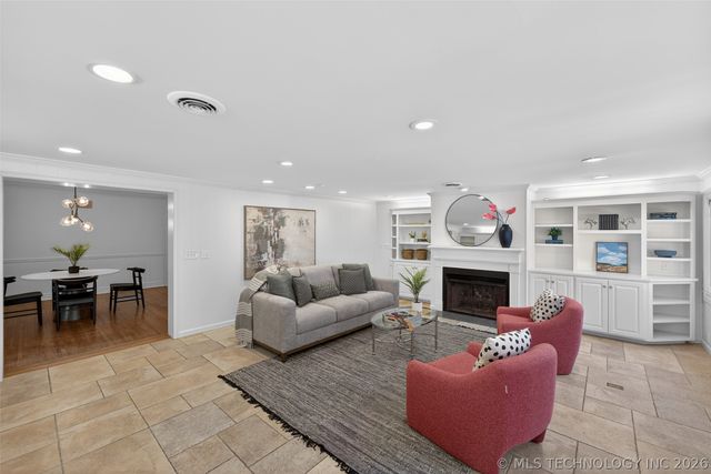 3622 S Yorktown Avenue, Tulsa, OK 74105