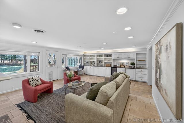 3622 S Yorktown Avenue, Tulsa, OK 74105