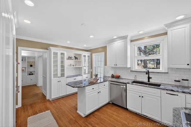 3622 S Yorktown Avenue, Tulsa, OK 74105