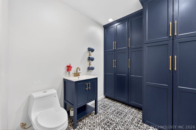 3622 S Yorktown Avenue, Tulsa, OK 74105