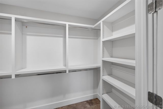 3622 S Yorktown Avenue, Tulsa, OK 74105