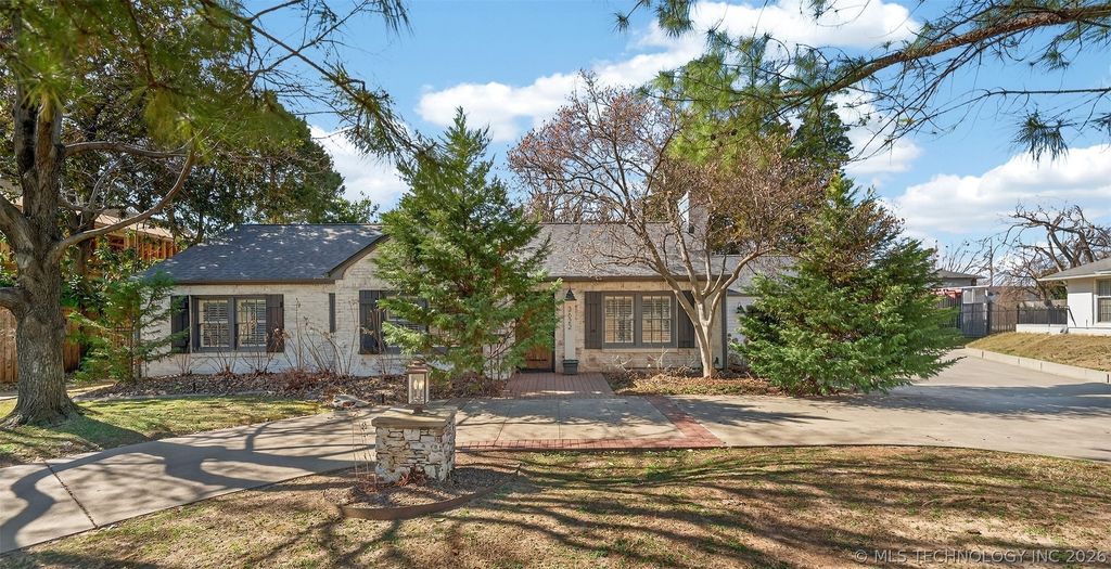 3622 S Yorktown Avenue, Tulsa, OK 74105