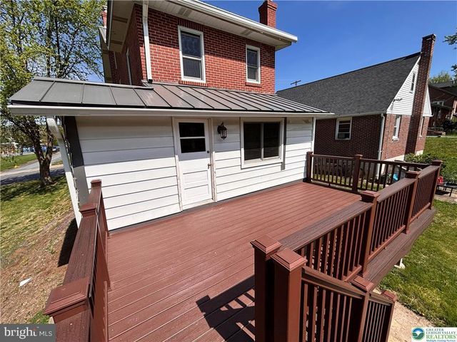414 S 6TH ST, Emmaus, PA 18049