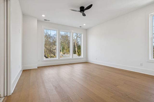 904 Douglas Ave, Nashville, TN 37206