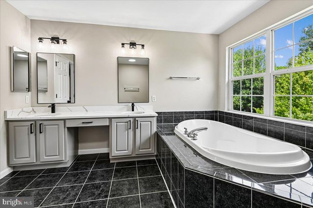 6034 FLOREY RD, Hanover, MD 21076