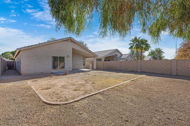 302 N Hudson Place, Chandler, AZ 85225
