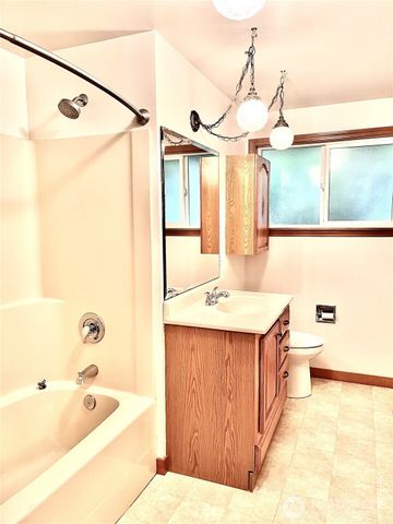 307 X Street, Tumwater, WA 98501