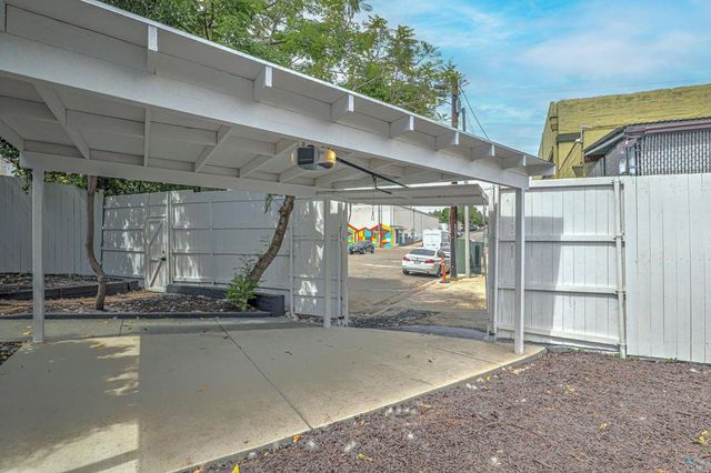 122 S 20th Street, San Diego, CA 92113