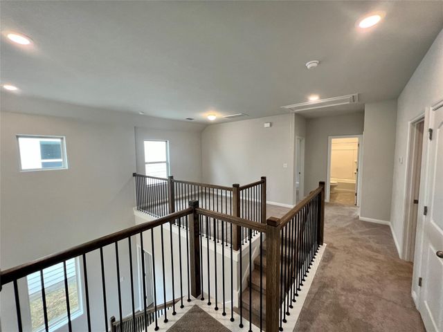 2421 Danbury LN, Leander, TX 78641