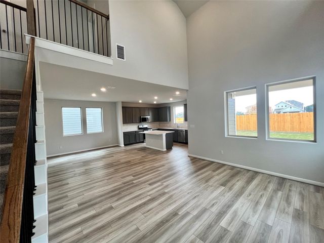 2421 Danbury LN, Leander, TX 78641