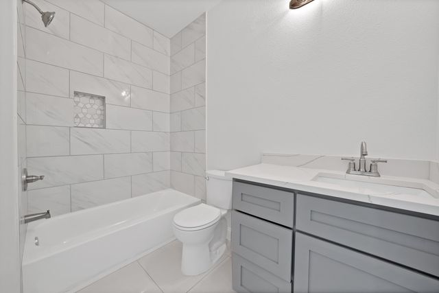 1112 Trinity Street, Cleburne, TX 76031