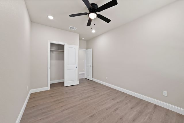 1112 Trinity Street, Cleburne, TX 76031
