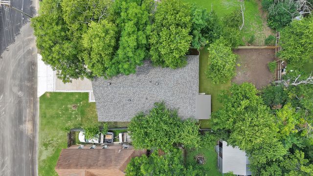 1112 Trinity Street, Cleburne, TX 76031