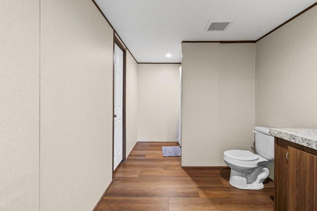 932 Sunny Drive, Livingston, TX 77351