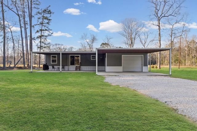 932 Sunny Drive, Livingston, TX 77351