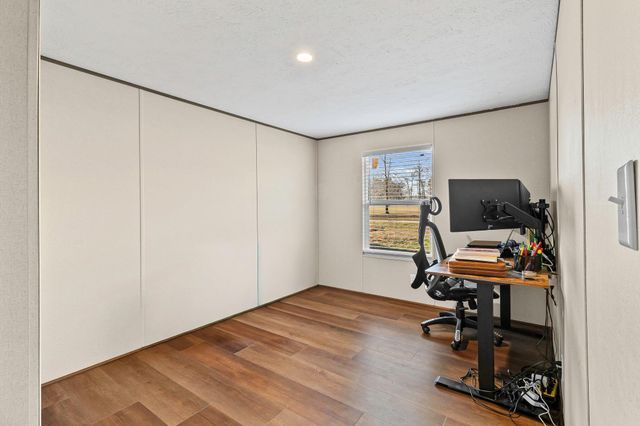 932 Sunny Drive, Livingston, TX 77351