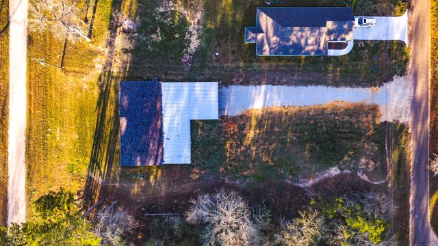 932 Sunny Drive, Livingston, TX 77351