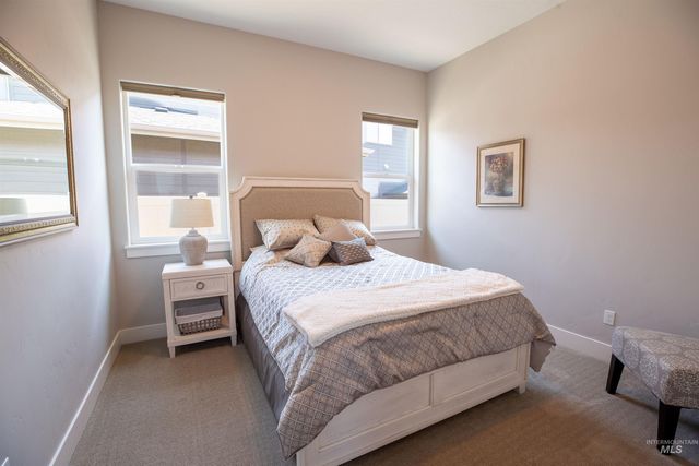 6121 S Cubola Way, Meridian, ID 83642