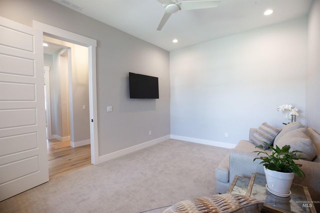 6121 S Cubola Way, Meridian, ID 83642