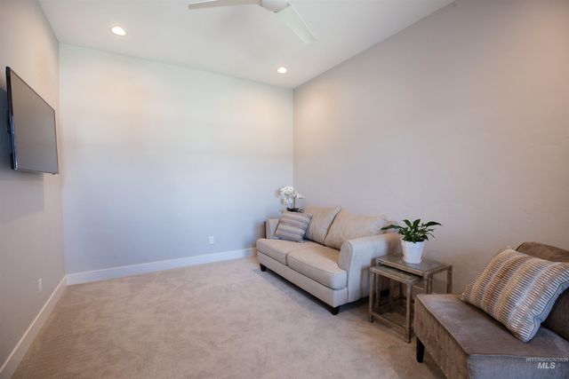 6121 S Cubola Way, Meridian, ID 83642