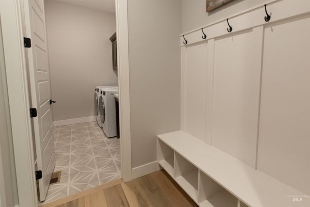 6121 S Cubola Way, Meridian, ID 83642