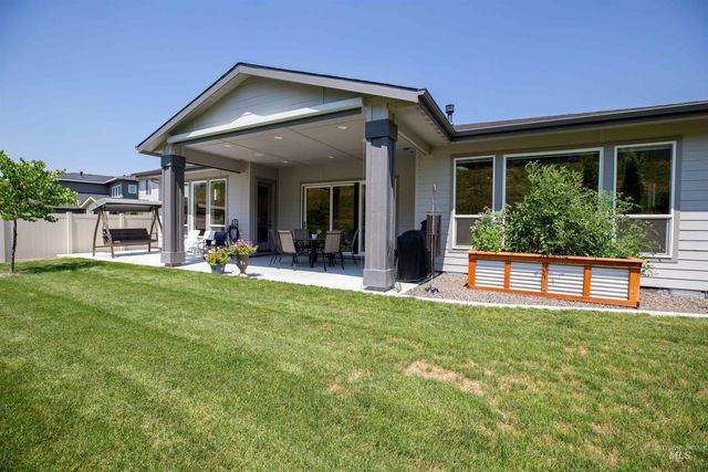 6121 S Cubola Way, Meridian, ID 83642