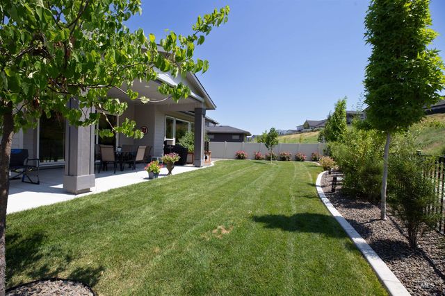 6121 S Cubola Way, Meridian, ID 83642