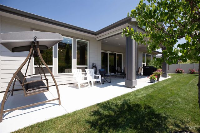 6121 S Cubola Way, Meridian, ID 83642