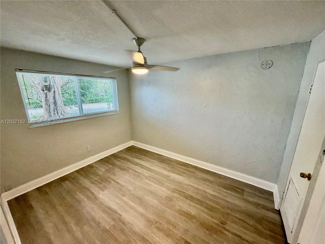 2809 NE 6th Lane 2809, Wilton Manors, FL 33334