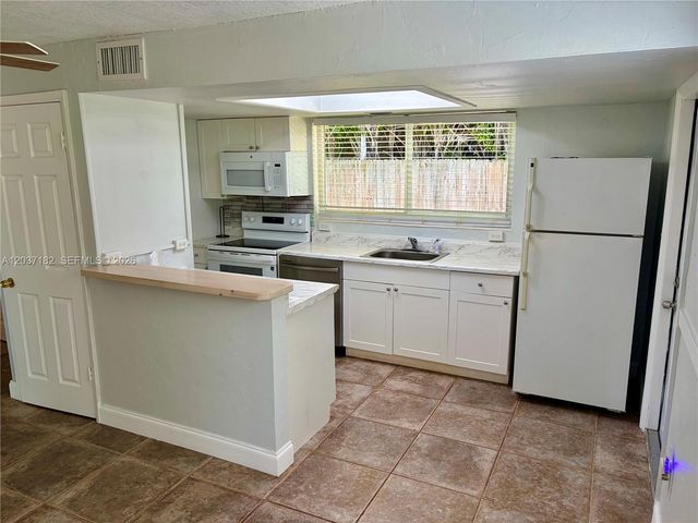 2809 NE 6th Lane 2809, Wilton Manors, FL 33334