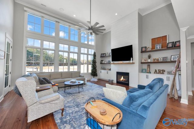 124 Cedar Trace Drive, Hartselle, AL 35640