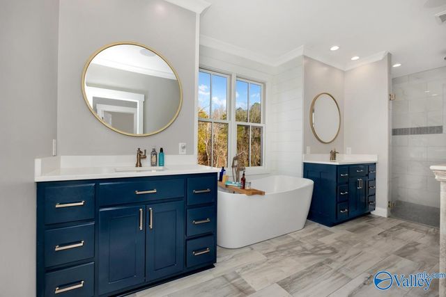 124 Cedar Trace Drive, Hartselle, AL 35640