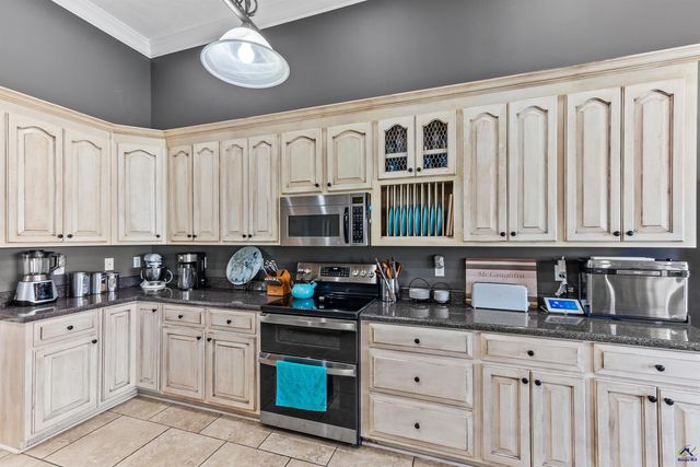 113 Erin Way, Warner Robins, GA 31088