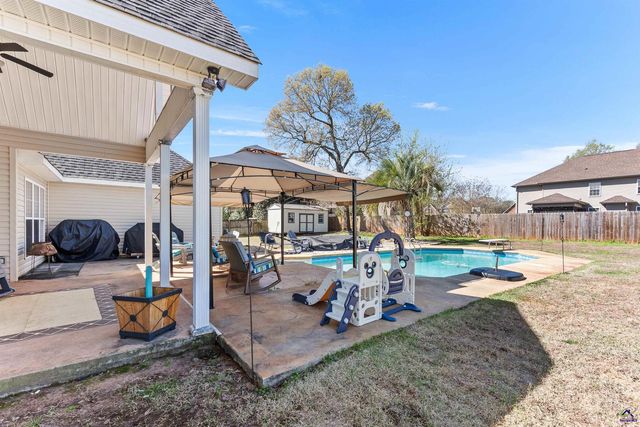 113 Erin Way, Warner Robins, GA 31088