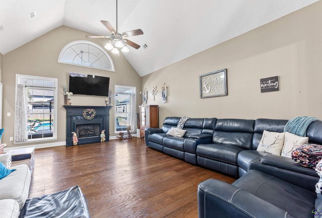 113 Erin Way, Warner Robins, GA 31088