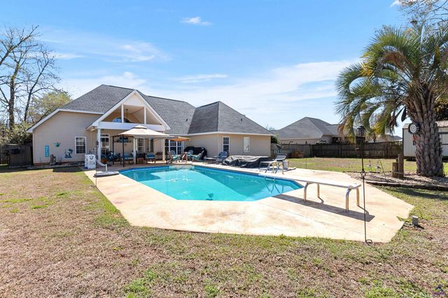 113 Erin Way, Warner Robins, GA 31088