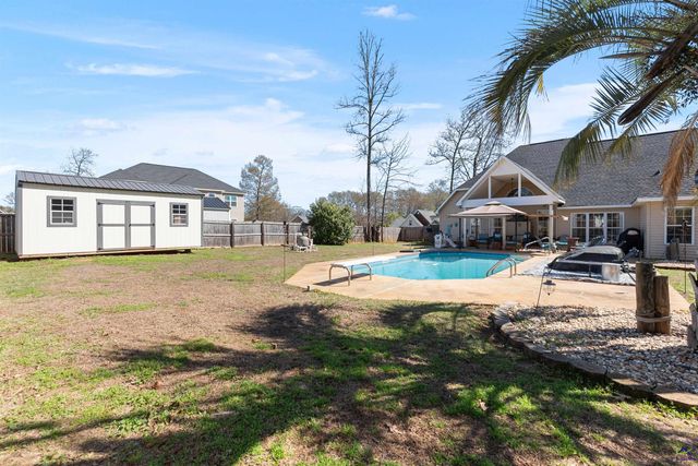 113 Erin Way, Warner Robins, GA 31088