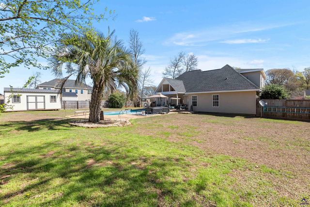 113 Erin Way, Warner Robins, GA 31088