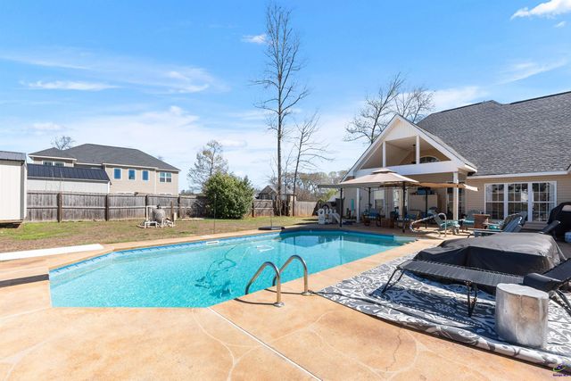 113 Erin Way, Warner Robins, GA 31088