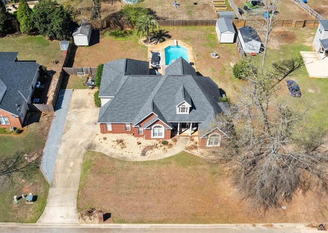 113 Erin Way, Warner Robins, GA 31088