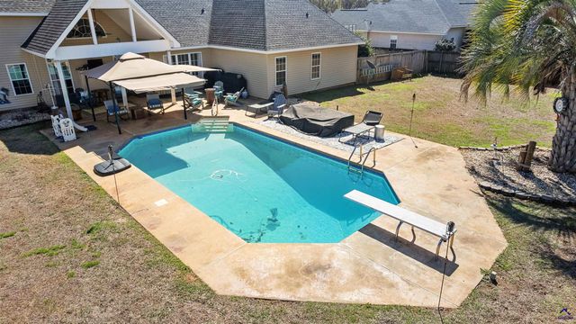 113 Erin Way, Warner Robins, GA 31088