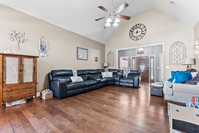 113 Erin Way, Warner Robins, GA 31088