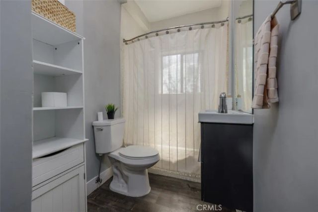 325 W 3rd Street 204, Long Beach, CA 90802