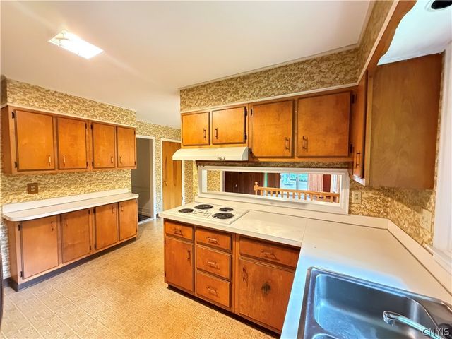 7447 Armstrong Road, Manlius, NY 13104