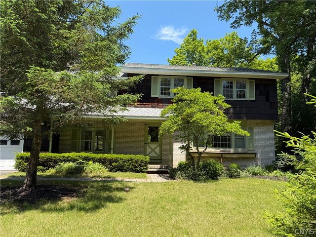 7447 Armstrong Road, Manlius, NY 13104