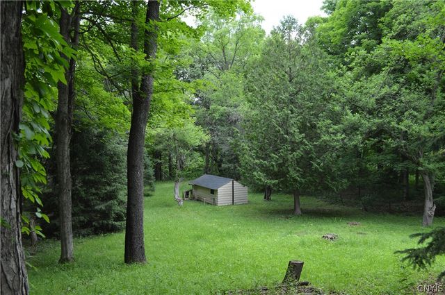 7447 Armstrong Road, Manlius, NY 13104