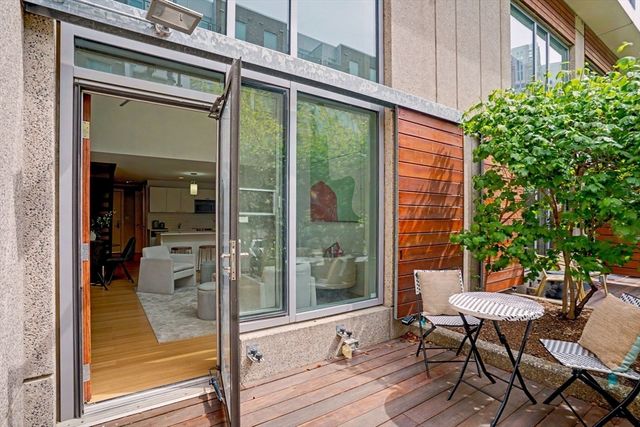 1 Earhart St 115, Cambridge, MA 02141