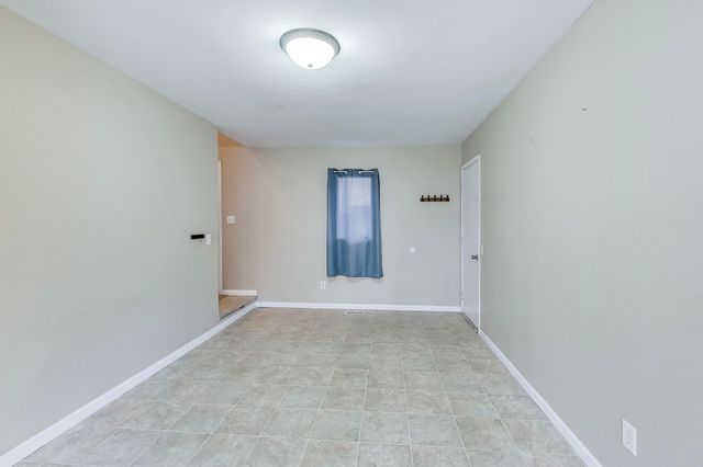 816 E 39th Lane, Griffith, IN 46319